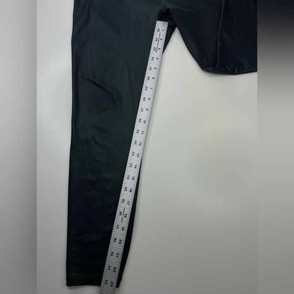 Athleta Shimmer Green Gray Elation High Rise 7/8 length Leggings Size M - Picture 11 of 13